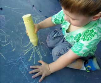 mason drawing chalk